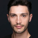 İlhan Şen als Uzay Aras