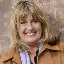Debra Byrne als Judy Moran