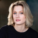 Eve Yoder als Lauren