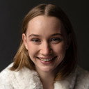 Carlotta Bähre als Lisa