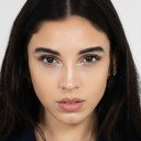 Salma Abu Deif als شيرين (16 سنة)