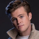 Kaj van der Voort als Vince