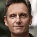 Tony Goldwyn als Col. Benjamin Bagley