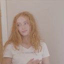 Fern Taylor als The Voices (Southern Lady)