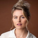 Sarah Jeavons als Sam