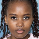Thabile Michelle Hlongwane als Newscaster