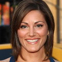 Liz Wicker als Female Cop