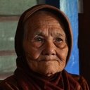 Ponco Sutiyem als Mbah Sri