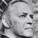 Wolf Ackva als Oliver Costello