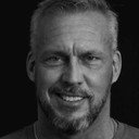 Mikael Björkman als Guard