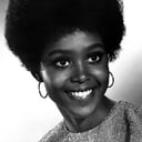 Brenda Sykes als Janet Wilder