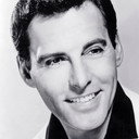 Mike Road als Narrator (voice)
