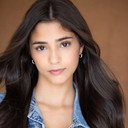 Nathalia Lares als Elaine (Teen)