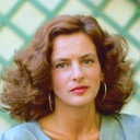 Giuliana De Sio als Emanuela Setti Carraro