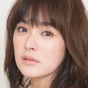 貫地谷しほり als Yoshie Saito