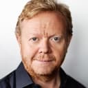 John Voce als Groom’s Dad