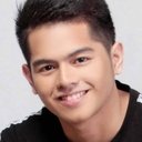 Karl Aquino als Charles Ramos