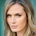 Lauren Shaw als Angry Theater Patron