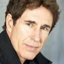 John Shea als Zachary 'Zack' Freestamp