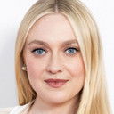 Dakota Fanning als Penelope Stern