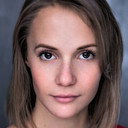 Rosie Holden als Ginny