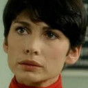 Michèle Sand als Nicole Perrin, wife of François