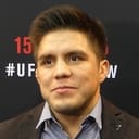 Henry Cejudo als Self