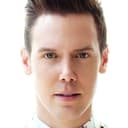 Benji Schwimmer als Officiant