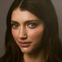 Isabella Brenza als Paula Davis