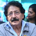 Homi Wadia als Hassan Karmali