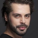 Ali Yasin Özegemen als Levent Metehanoglu