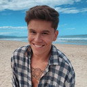 Jai Waetford als Hayden Broadis