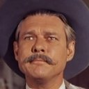 Don C. Harvey als Mac Gill