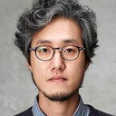 김민홍 als Cafe Musician
