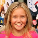 Kaylee Dodson als Sack Race Girl (uncredited)