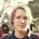 Alex Williams als Mike Vaughn
