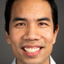 Roy Y. Chan als Protesters