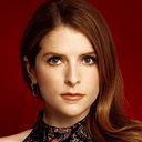 Anna Kendrick als Stephanie Smothers