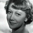 Martine de Breteuil als Duchesse d'Armantière