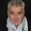 Jean-Yves Chatelais als Martinez