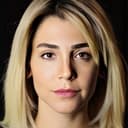 Gökçe Eyüboğlu als Necla