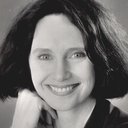 Mary Jo Deschanel als Female Professor