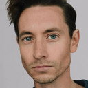 Matt Crook als Robbie