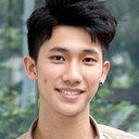 陳柏文 als Chen Yi