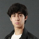 Leo Yokoyama als João