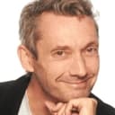 Cameron Clarke als Walla (voice)