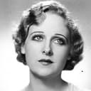 Dorothy Revier als Mary Tracy