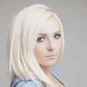 Jessica Nigri als Cinder Fall (voice)