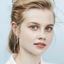 Angourie Rice als Betty Brant
