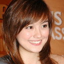Agnez Mo als Zie